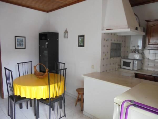 Appartement Ema'S Beach And Nightlife House à Lagos Extérieur photo