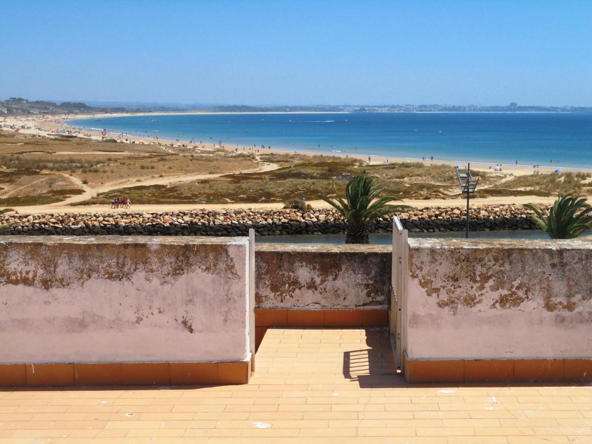 Appartement Ema'S Beach And Nightlife House à Lagos Extérieur photo
