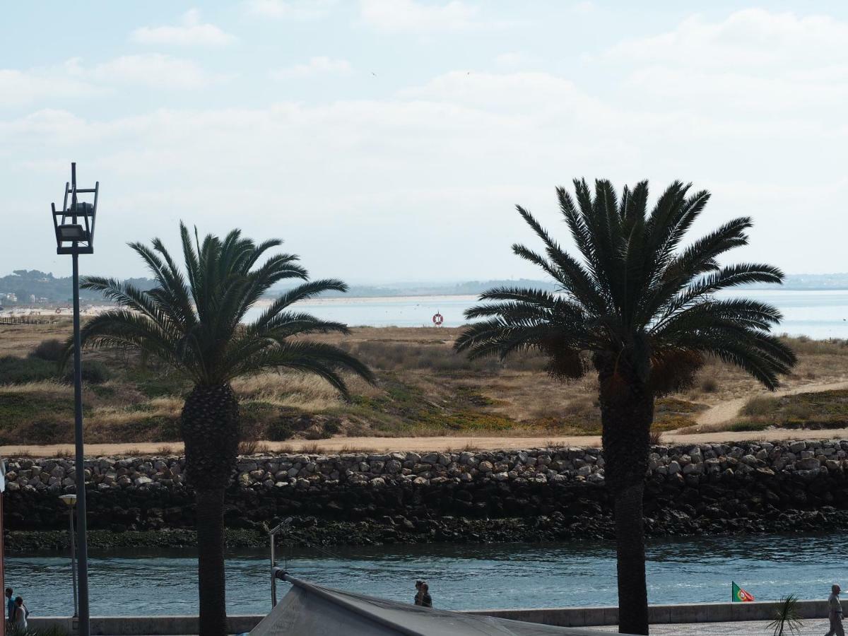 Appartement Ema'S Beach And Nightlife House à Lagos Extérieur photo